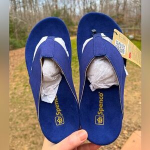 NWT Spenco Blue “Suede” Hampton Flip Flops/ Thong Sandals Women’s Sz 7 (No Box)